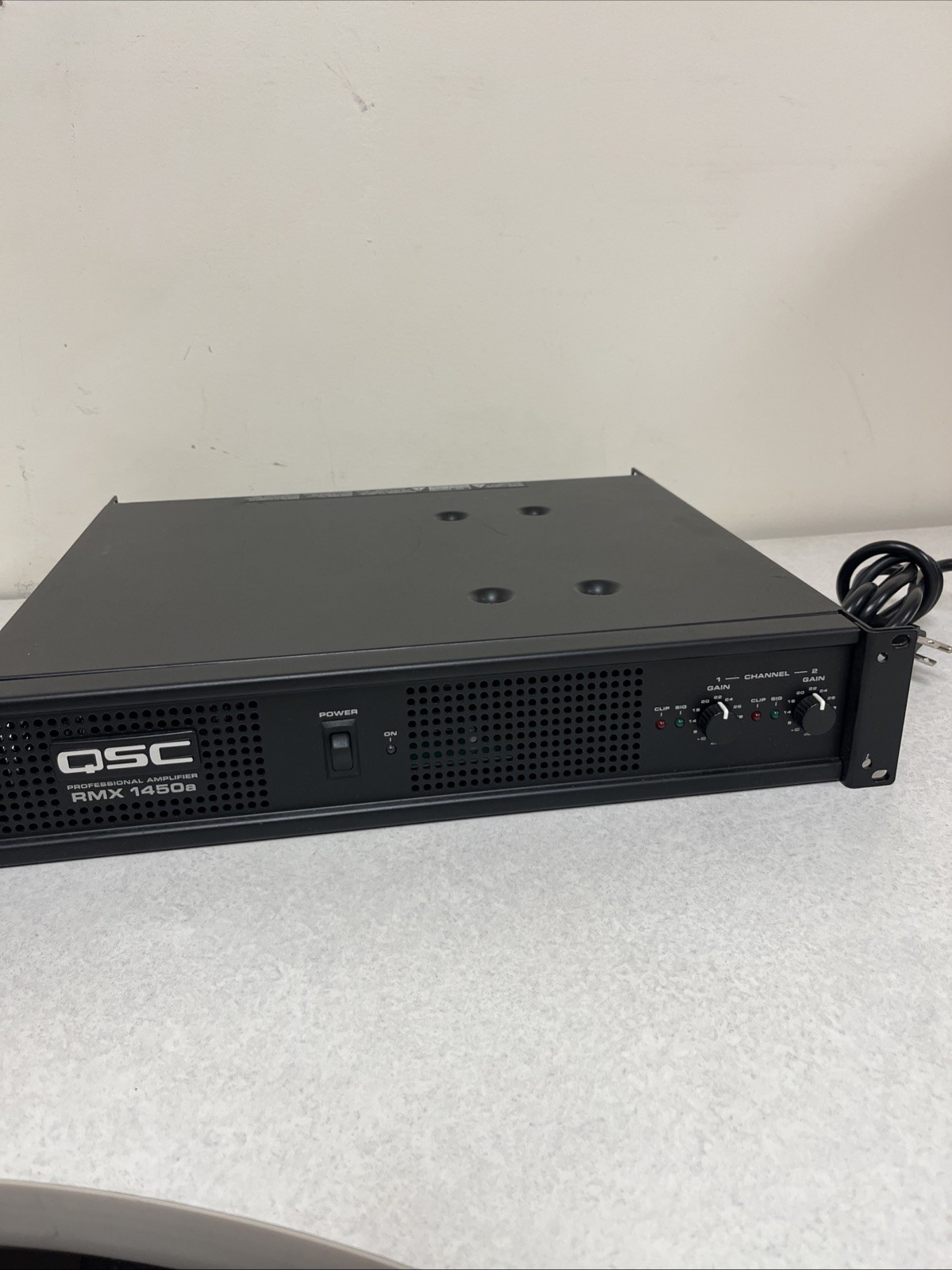 QSC RMX 1450a 2-Channel Rack Mountable Power Amplifier.