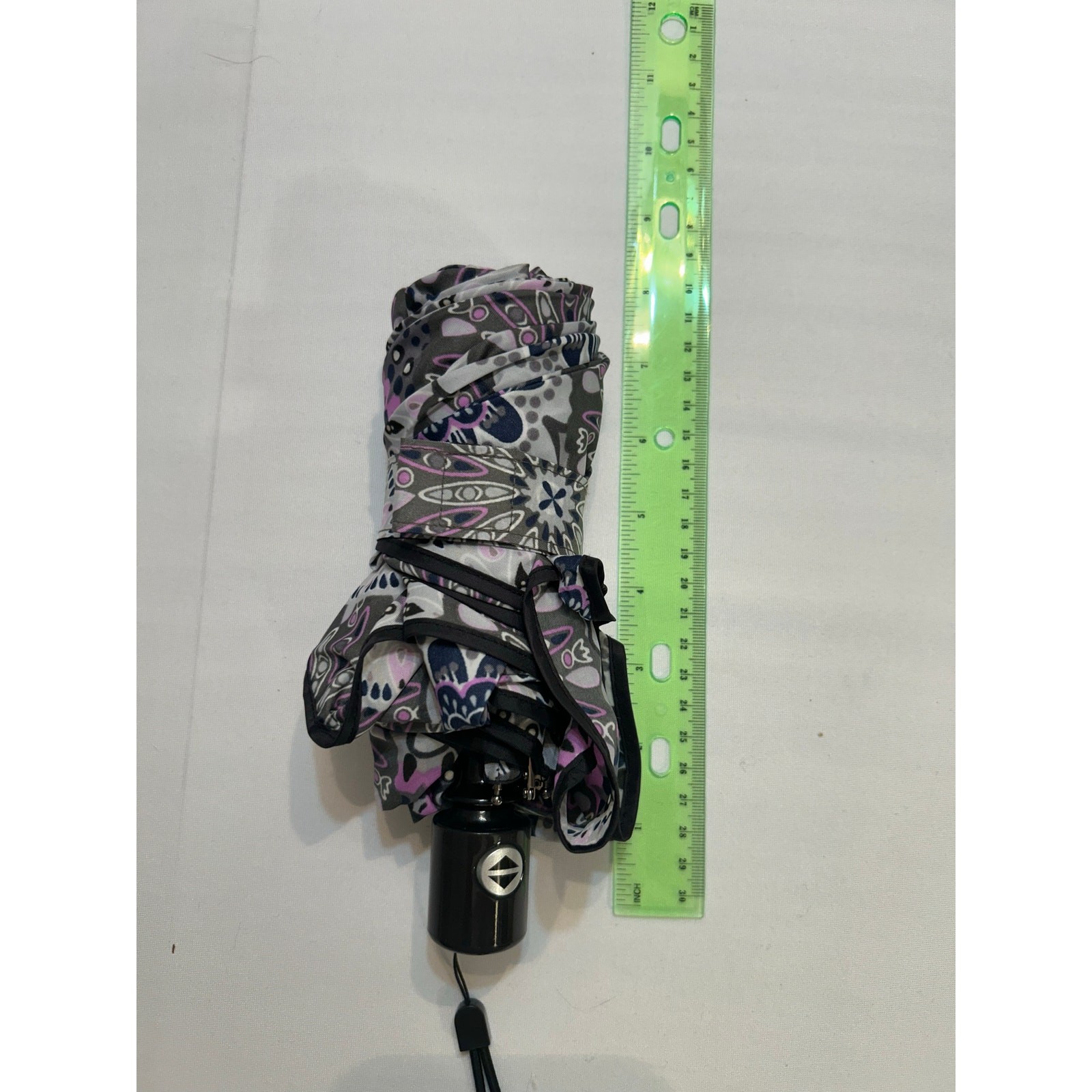 Vera Bradley Mini Umbrella Mimosa Medallion Pattern Automatic Button