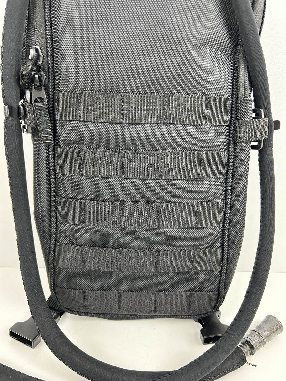 HEXIS UTV Hydration System Dual 2L Bladders Water Resistant Ballistic Nylon
