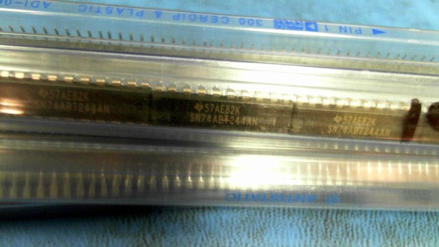 New (28pcs) SN74ABT244AN TEXAS INSTRUMENTS IC Logic