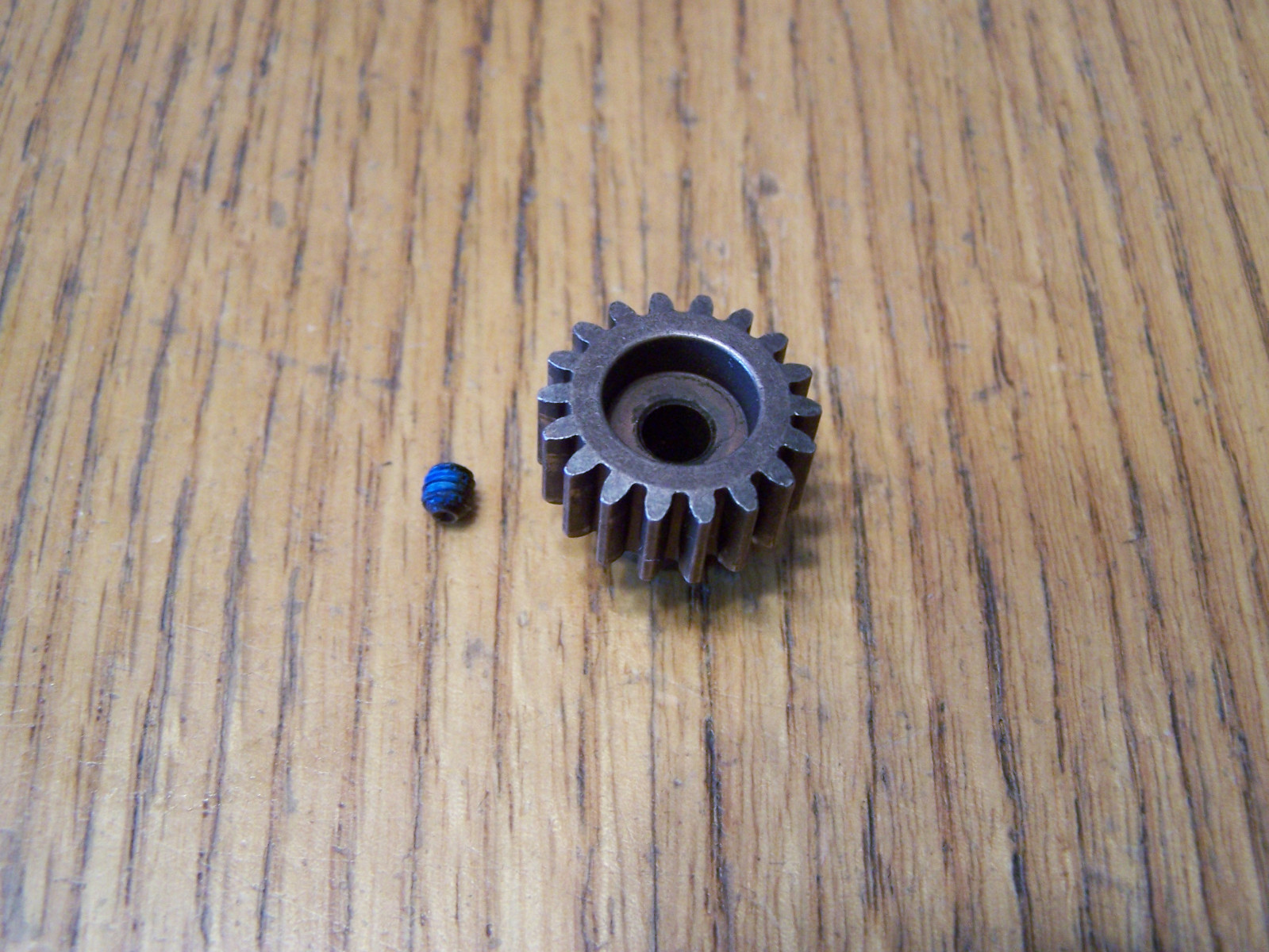 Fits Traxxas 77086-4 1/5 8s X-Maxx M1 18t 18 Tooth 5mm Bore Pinion Gear Mod 1.0