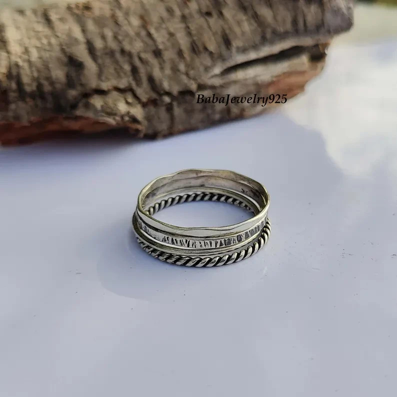 Hammered Stacking Band in Sterling Silver Ring~ Stacking Midi Ring~ Rin All size