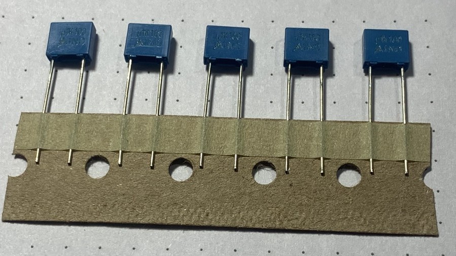 .1 µF, 10%, 100 Volt, Polyester (PET) Metalized Film Capacitor, Radial, 7 Each