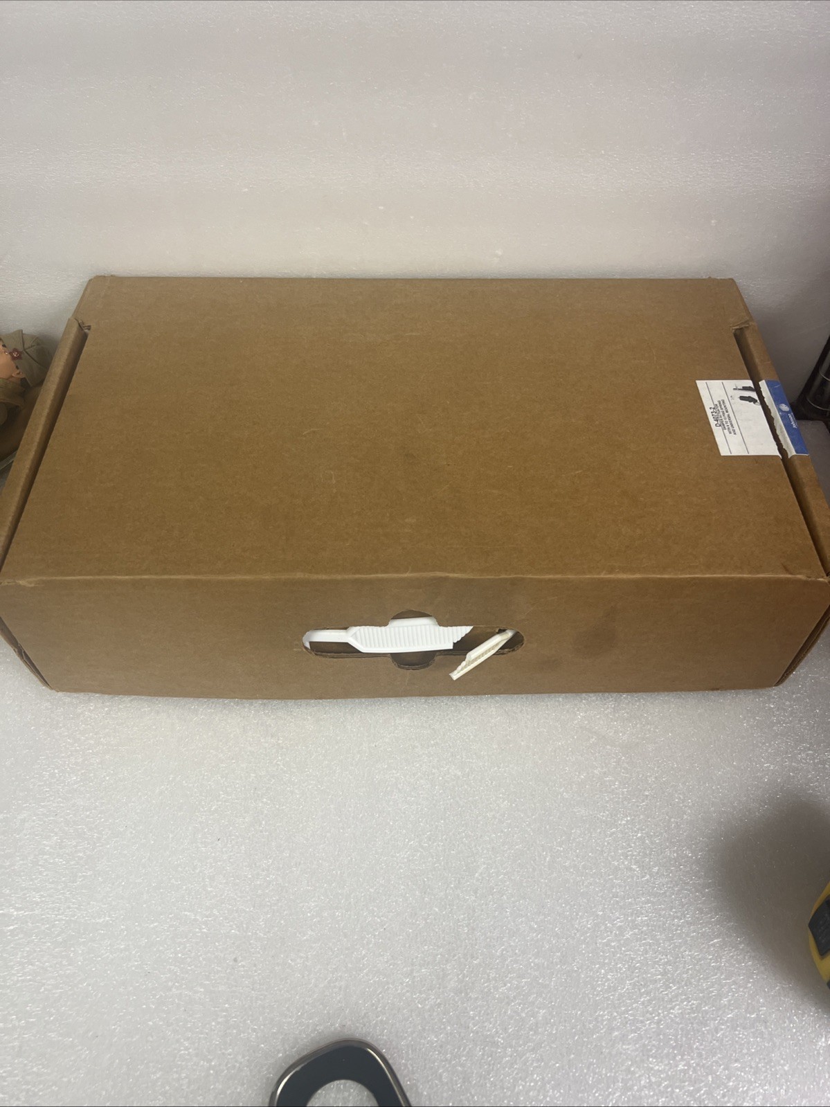 Johnson Controls D-4073-2 - Pneumatic Piston Damper Actuator 8-13 psi