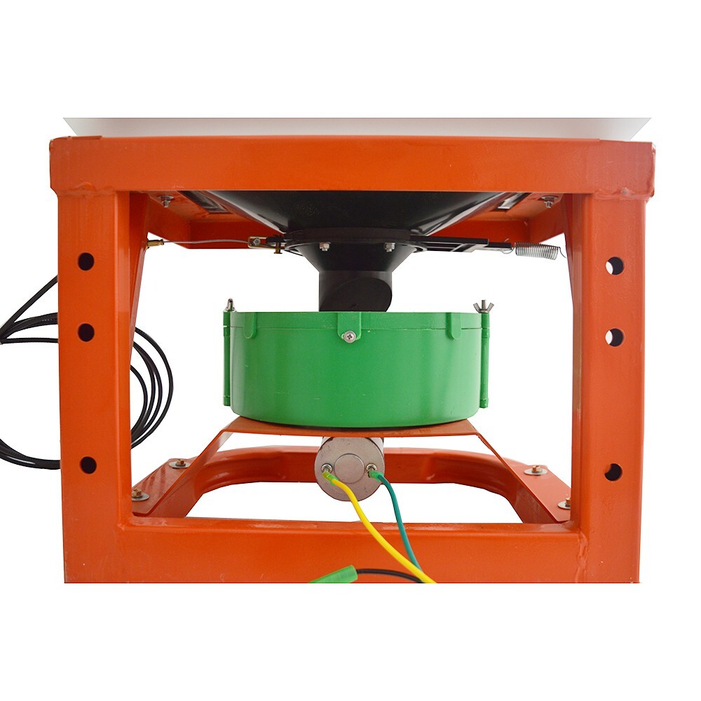 12V Electric Broadcast Spreader Fertilizing Machine 265lb