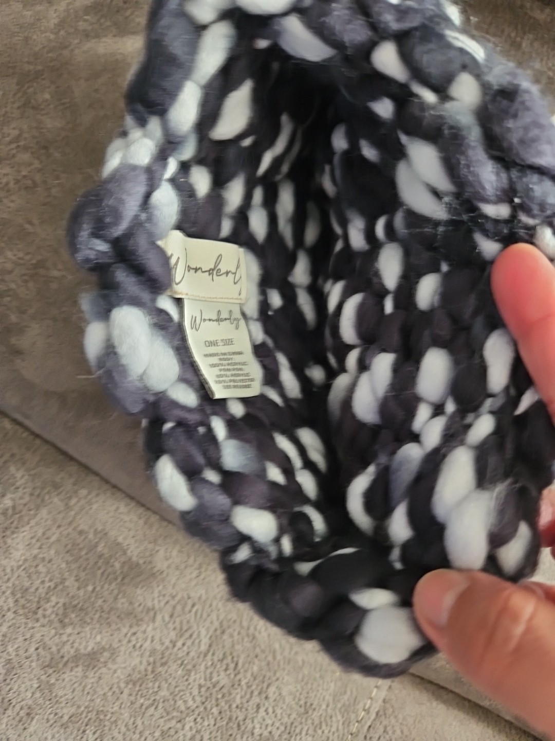 BELK Knit Hat Fur Pom Pom, Bobble Hat ONE SIZE NWT