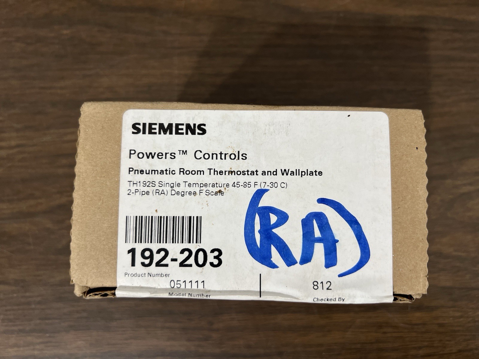 (ONE) 1- New SIEMENS Pneumatic Room Thermostat 2 Pipe #192-203 Wall Thermostat
