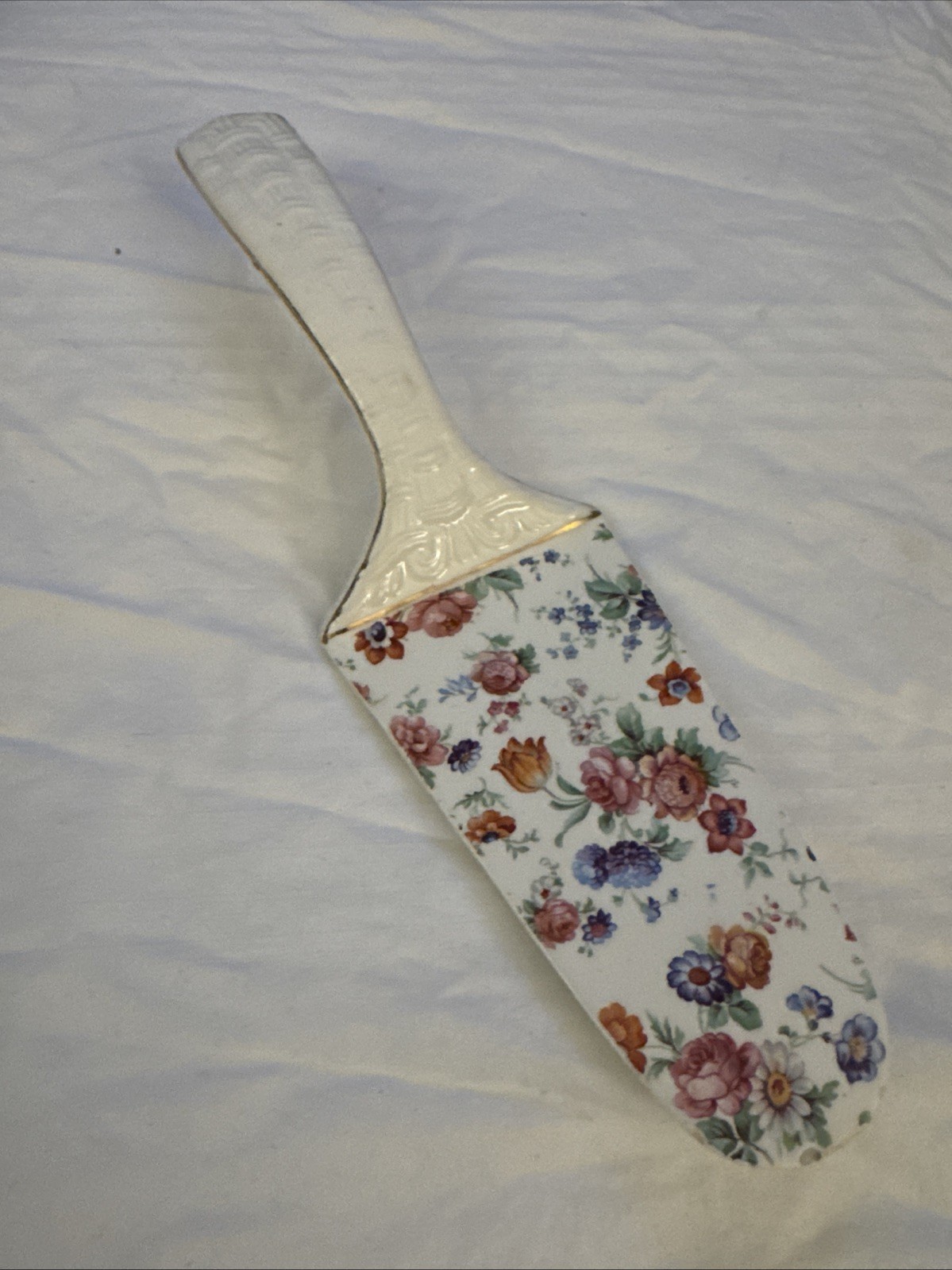 German Bavaria Porcelain Floral Cake Server