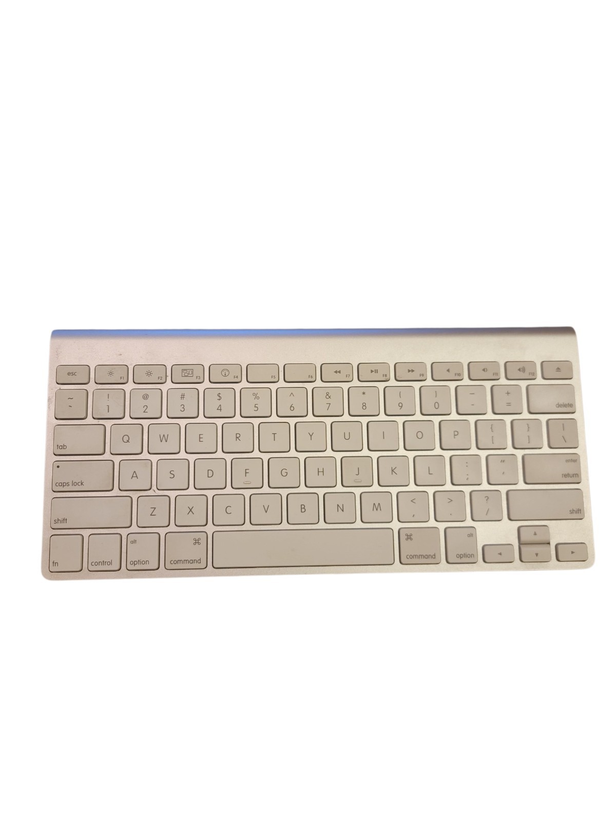 Apple A1314 Wireless Keyboard - White