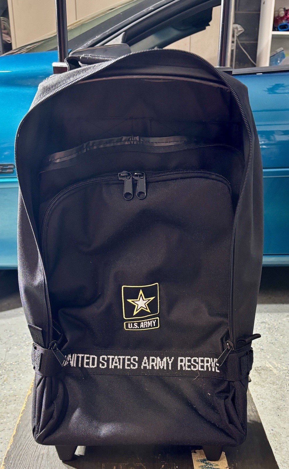 US Army Reserves Black Backpack Upright Luggage Wheeled Rolling Bag Backpack