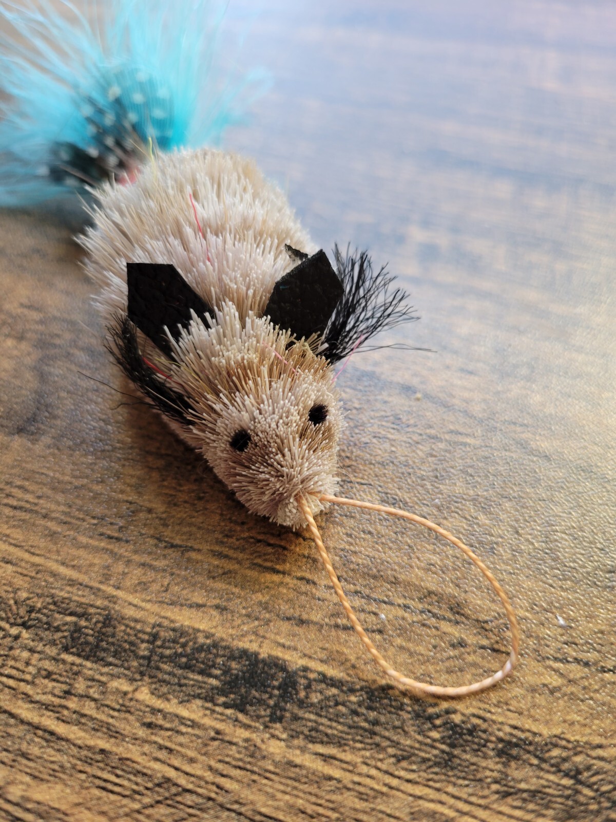 1 XL Size Durable Blue Feather Mouse Cat Toy Fits Da Bird & Other Popular Wands