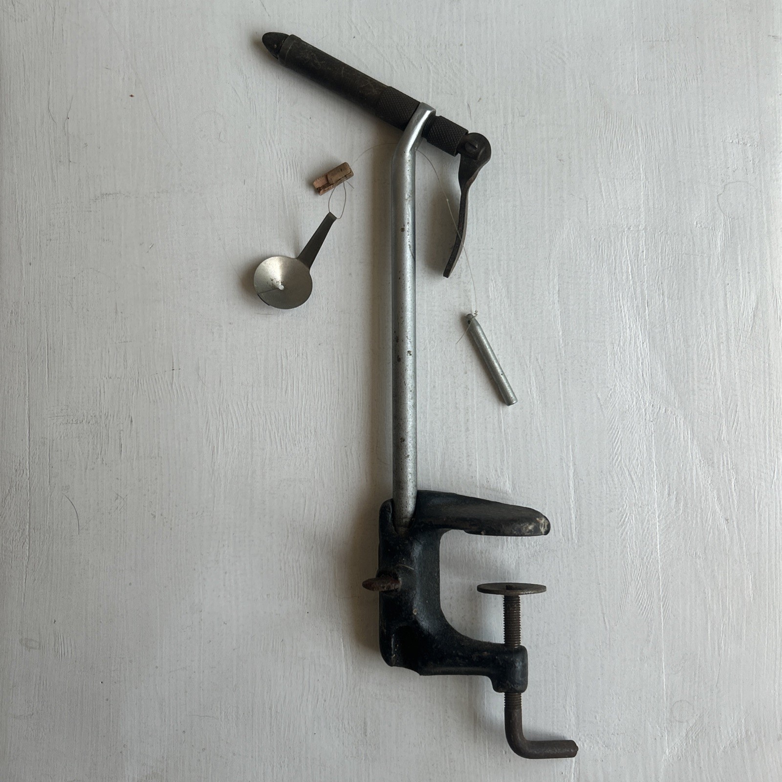 Vintage Fly Tying Vise Fishing Accessory