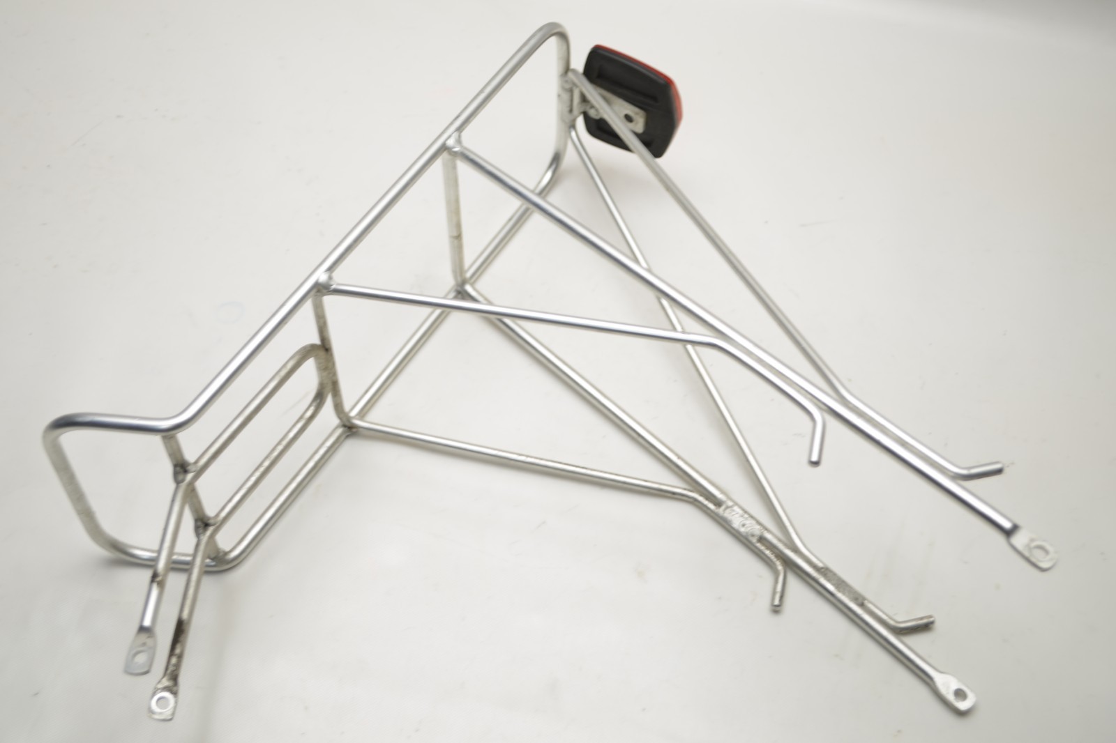 ALUMINUM 27" WHEEL WIRE TOURING BICYCLE DOUBLE HOOK MOUNT PANNIER RACK