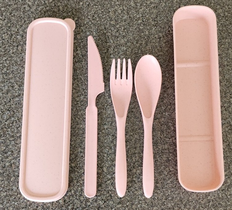 Farielyn ~ Wheat Straw Fiber ~ 3 Pc. Cutlery Set w/Storage Box ~ PINK SPECKLED