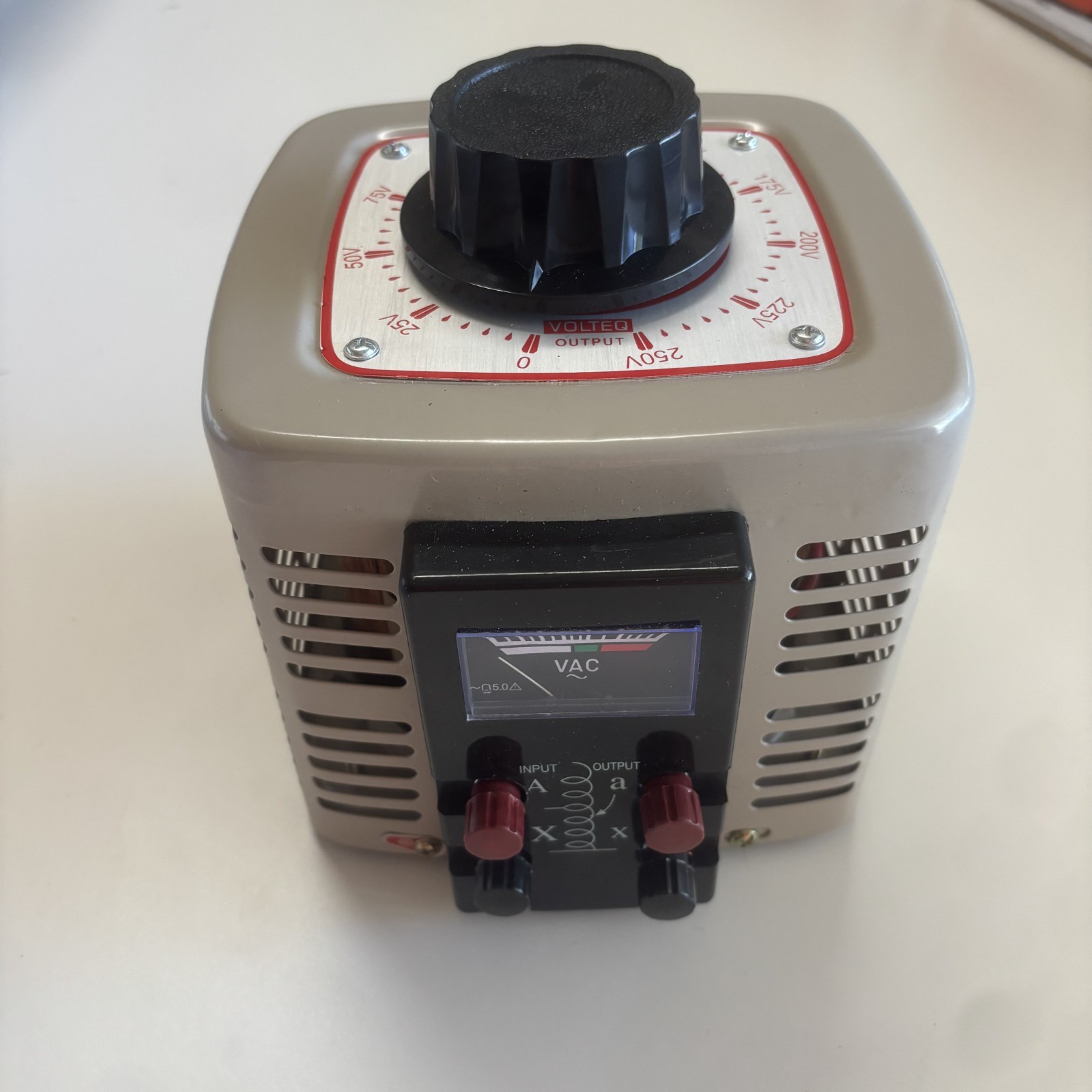 VOLTEQ TDGC2-2KVA Variac Variable Transformer 0-250V 110V 2kVA