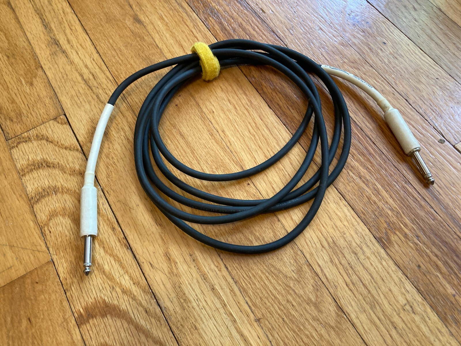 4 Foot long ¼ Inch audio cable - for guitars, keyboards, instruments. Used/works