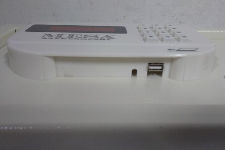 Mesa Safe Company MHRC916E 1.2 Cu Ft Capacity Digital Combination Hotel Safe