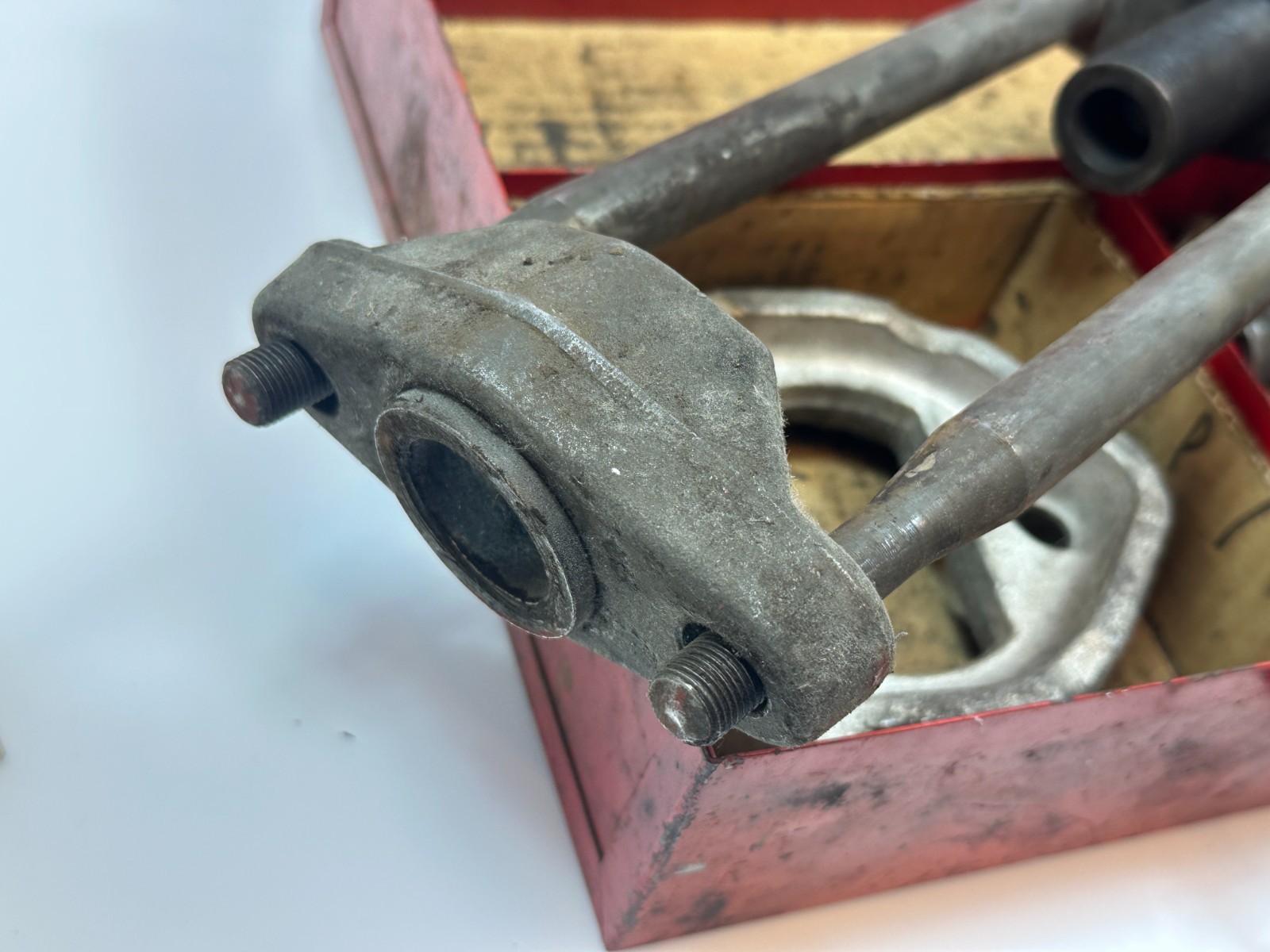 🇺🇸 Snap On Tools USA CG-220A King Pin Puller Removal Set, Original Metal Case