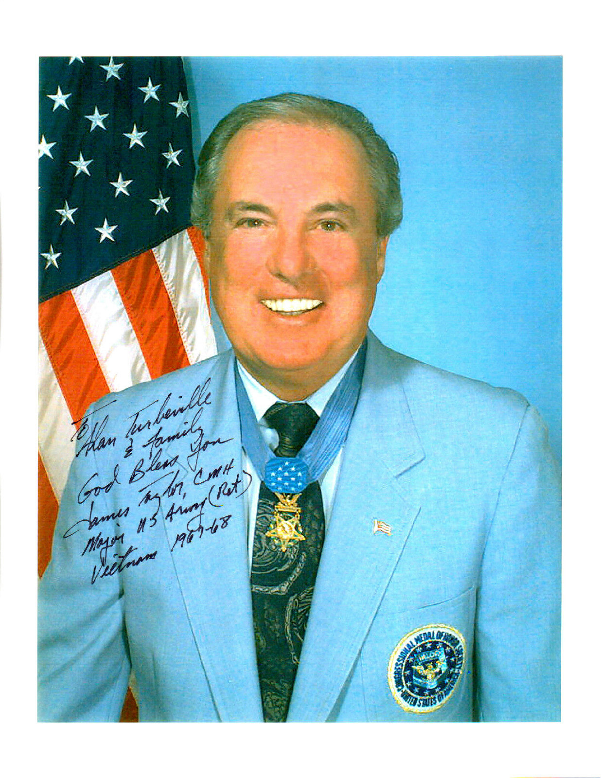JAMES TAYLOR - Army Officer - Medal of Honor - Vietnam War - Autograph Photo