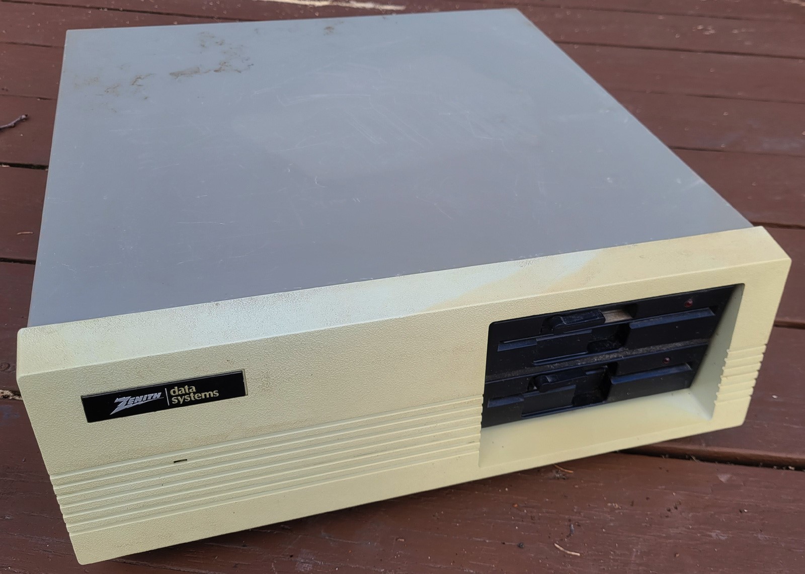 VINTAGE Zenith Data Systems ZDH-1211-B0 Desktop Computer w/ Floppy & Hard Drive
