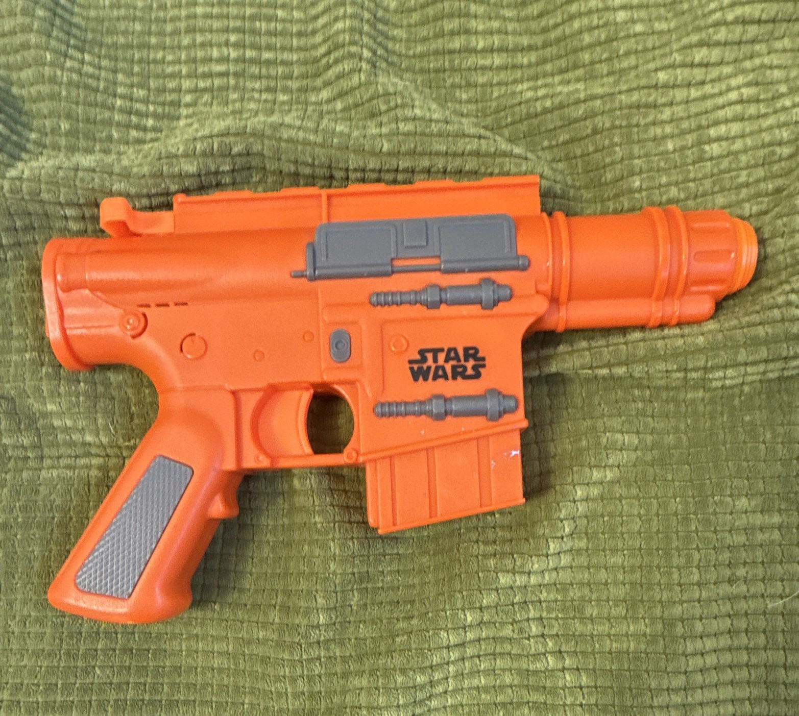 Star Wars Orange Toy Dart Blaster Gun, Star Wars Product Line, Ages 8-11