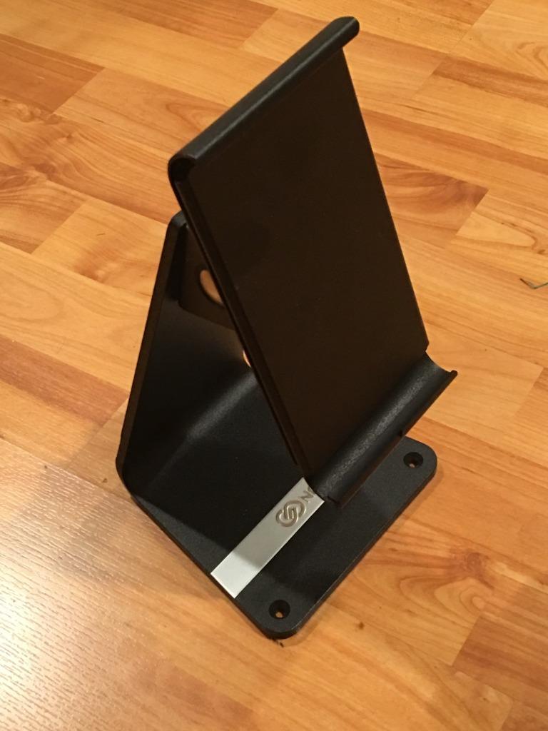NCR SILVER POS iPad Stand - Magnetic Base Perfect Condition