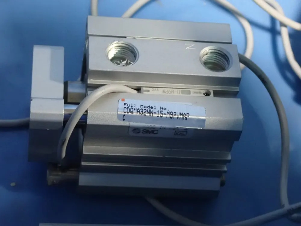 PNEUMATIC CYLINDERS 01261130045