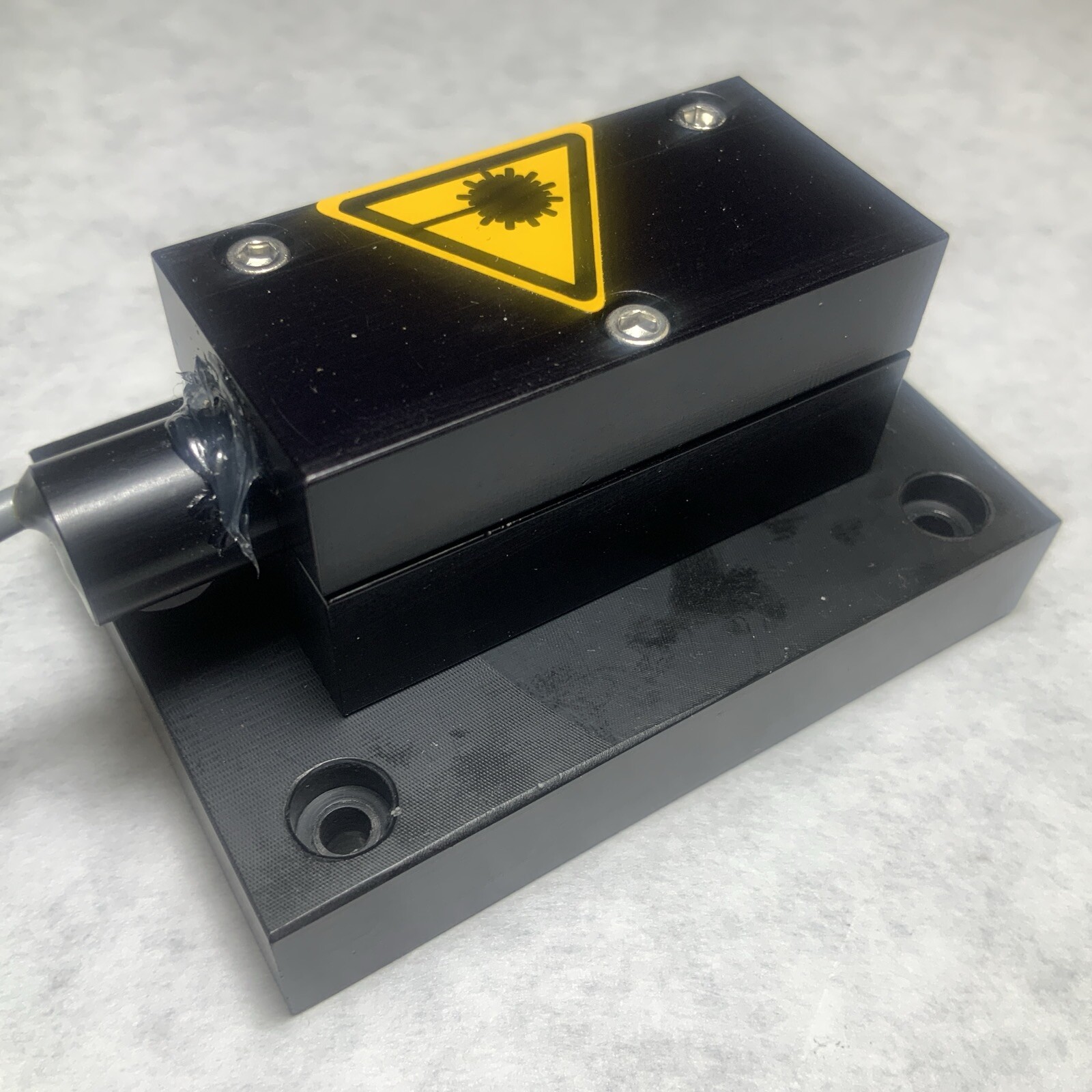 BLAU FP-53/5AAF-AV-SD- LPT-0.65 Laser module green
