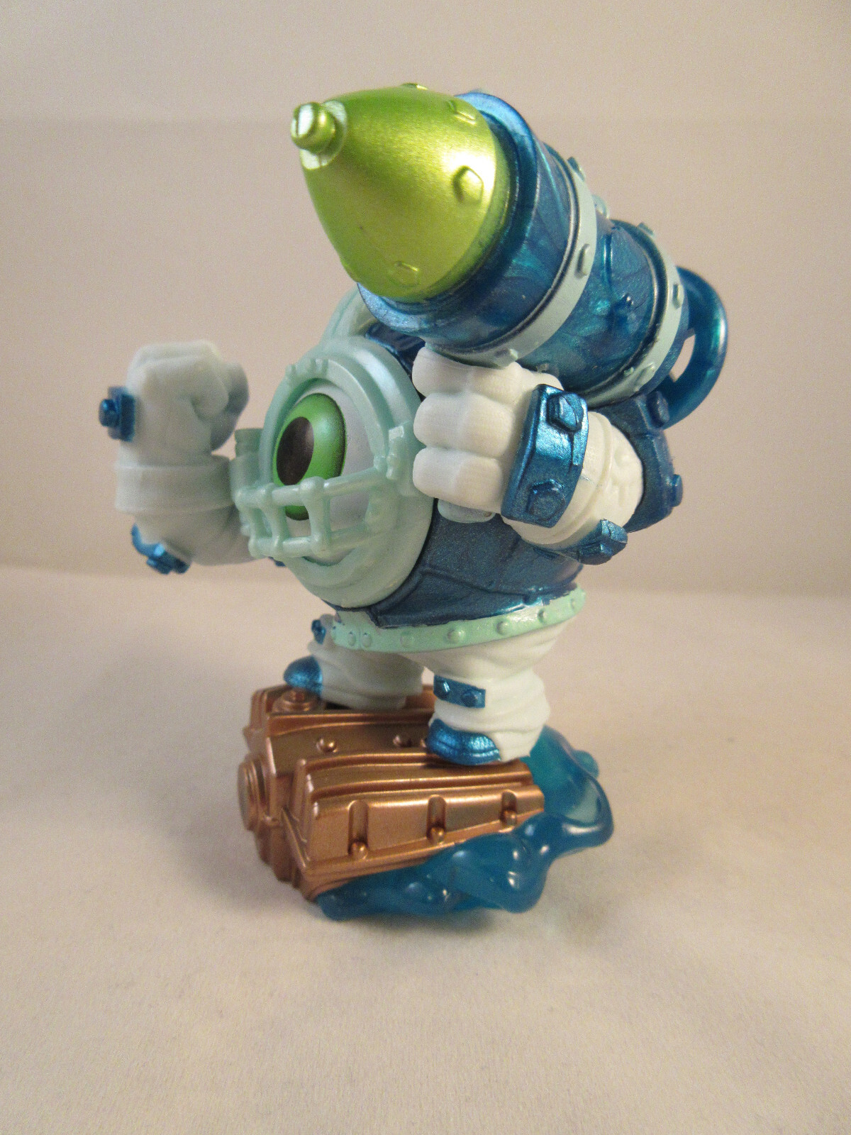 Skylanders SuperChargers Dive Clops Activision Toy Figure