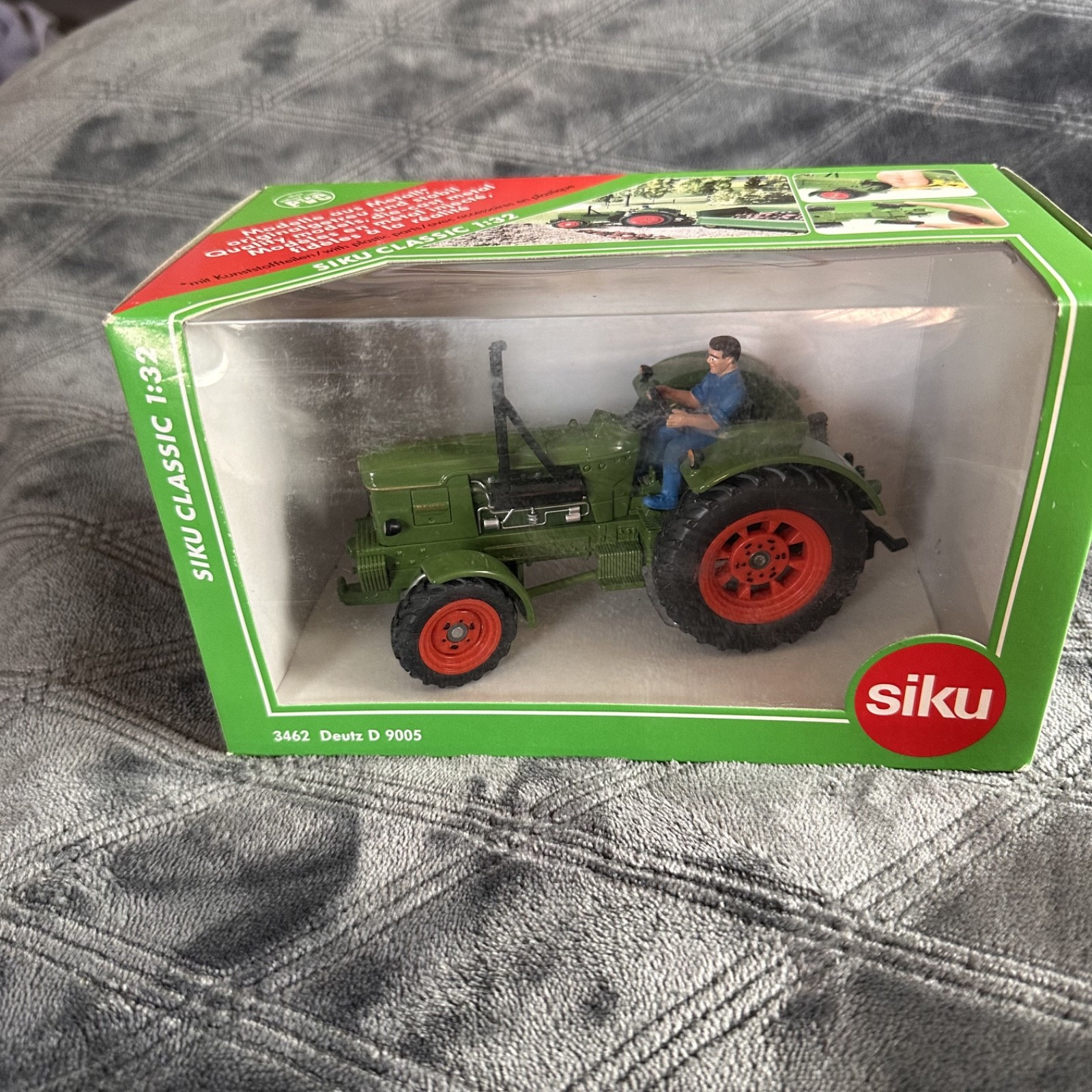 NOS Siku Farmer Classic 1:32 Deutz D 9005 Tractor 3462 Diecast Metal w/ Driver