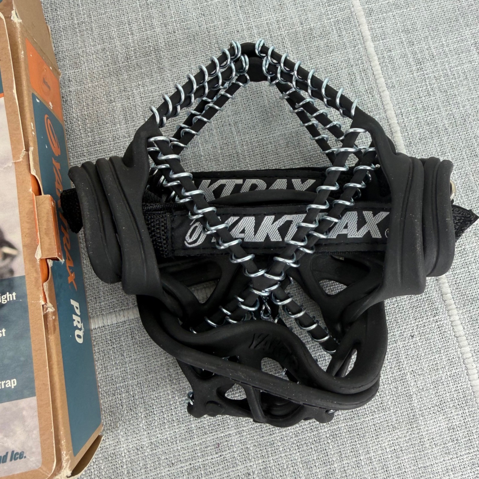 YakTrax Pro Large Traction Cleats Snow Cleats Show Chains Coils
