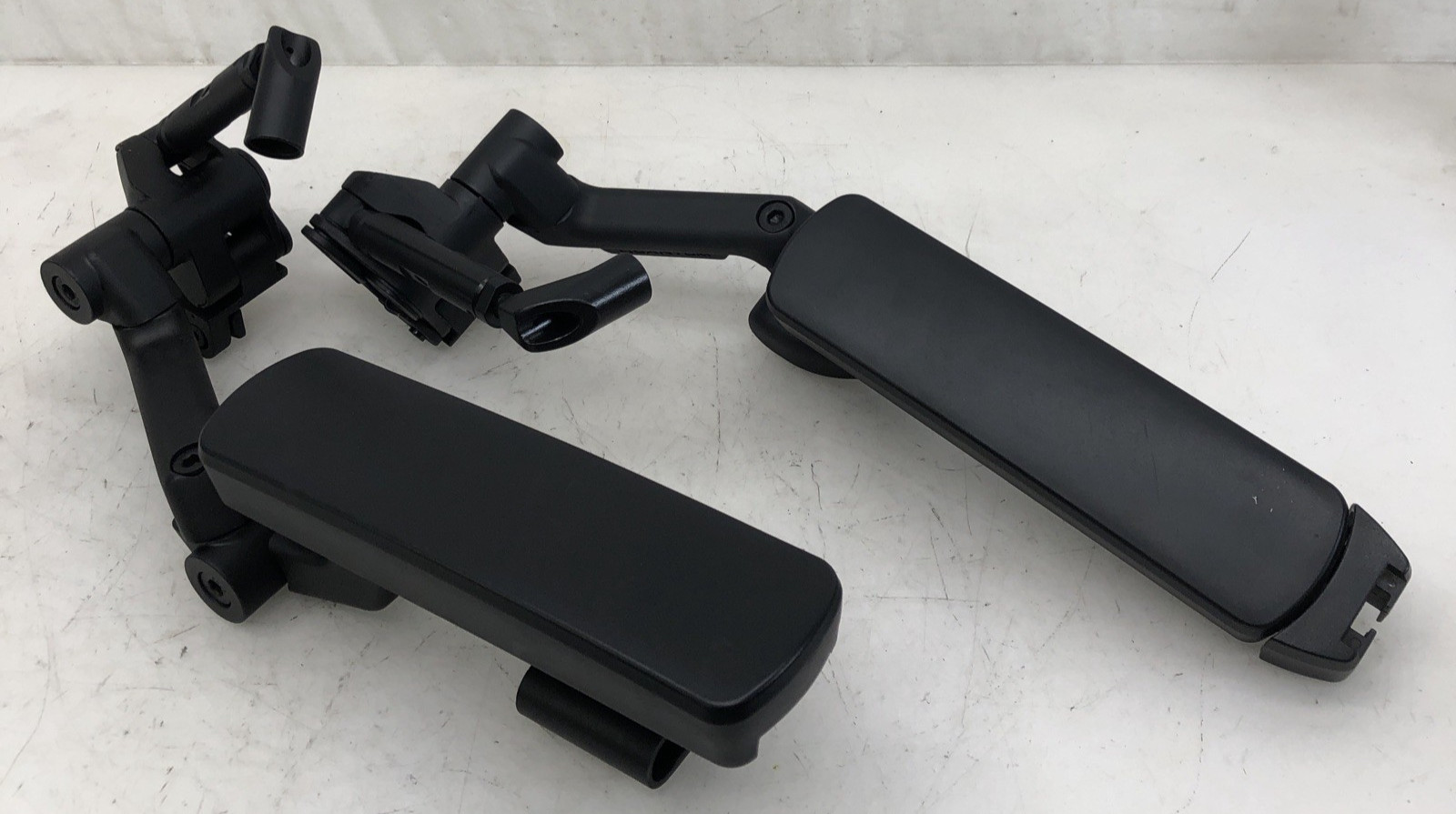 Quantum Q6 Edge 3/HD/2.0/Stretto Armrest & Pads Mount Swing Articulation Bracket
