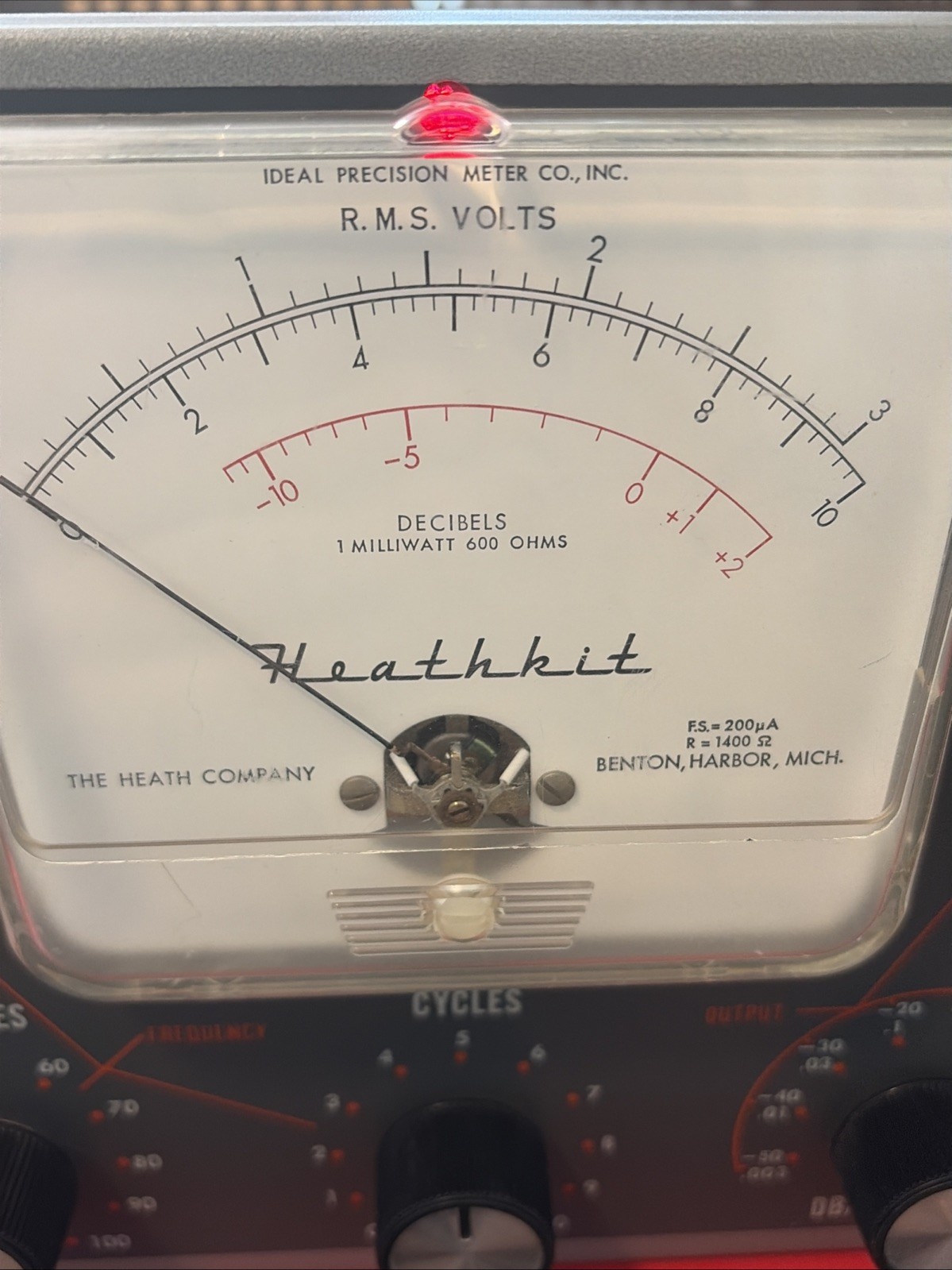 Vintage HeathKit IG-72 audio generator - Working And Clean Unit