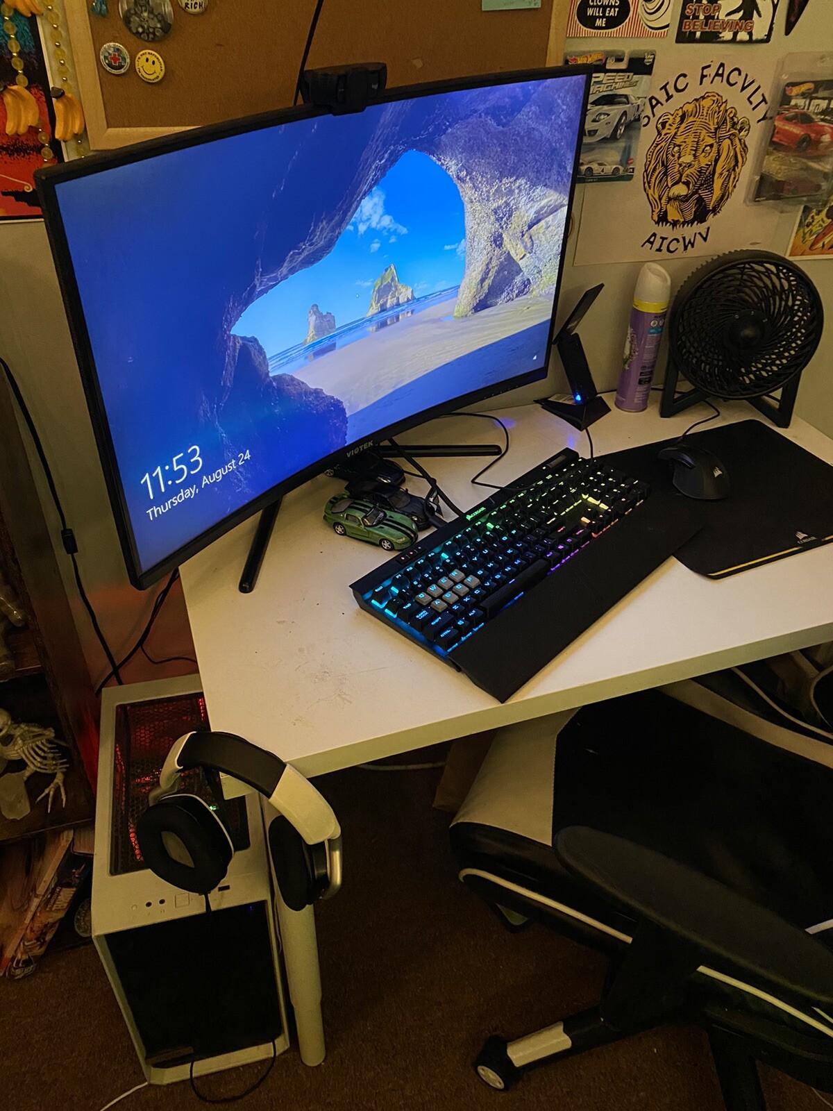 gaming pc setup