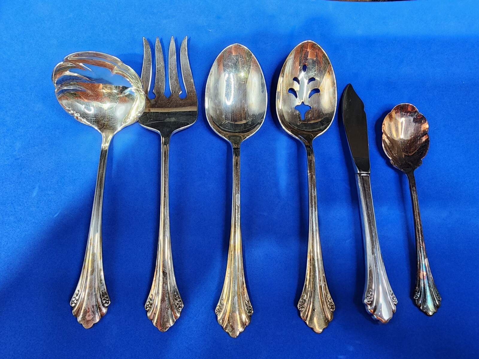 ONEIDA COMMUNITY 1985 ENCHANTMENT Hostess Set 6 Pieces