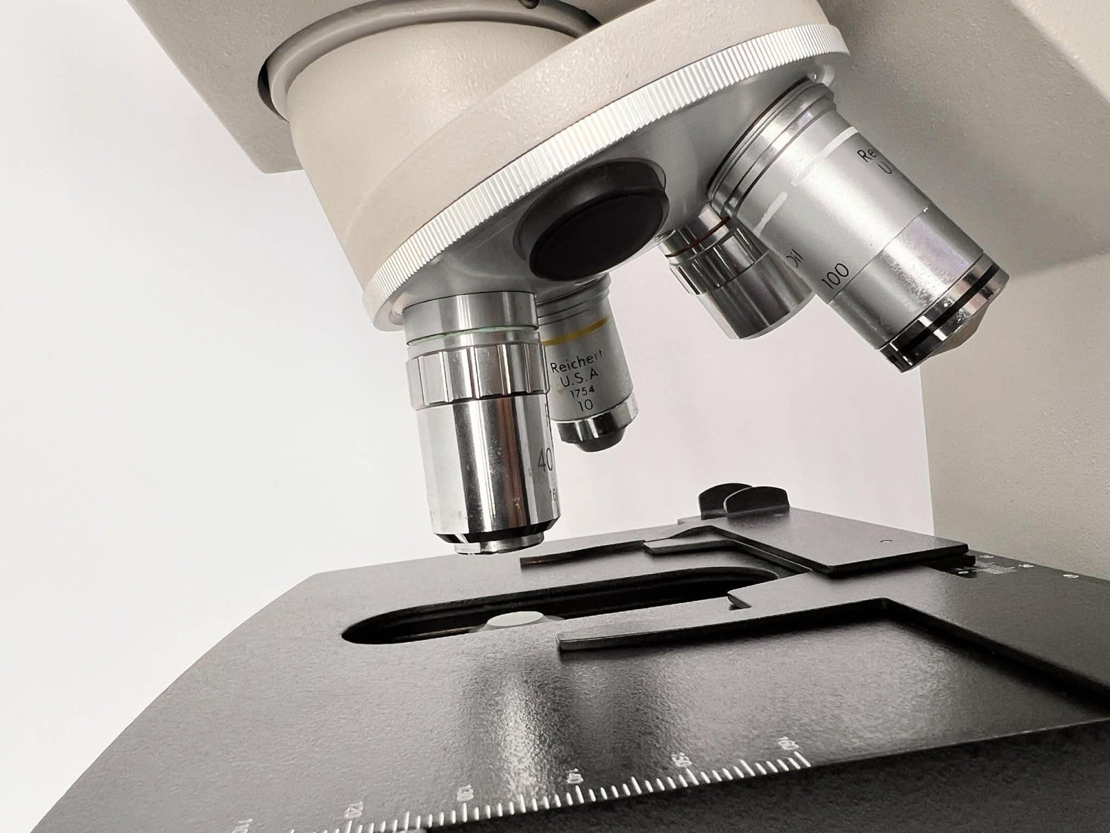 Reichert 410 Microstar IV Lab Microscope