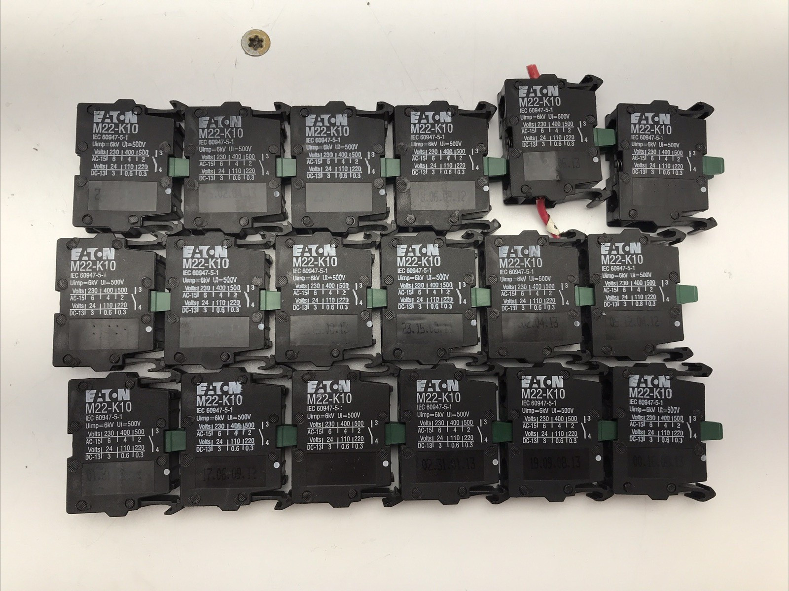 LOT OF 18 EATON M22-K10 CONTACT BLOCK Button Switch