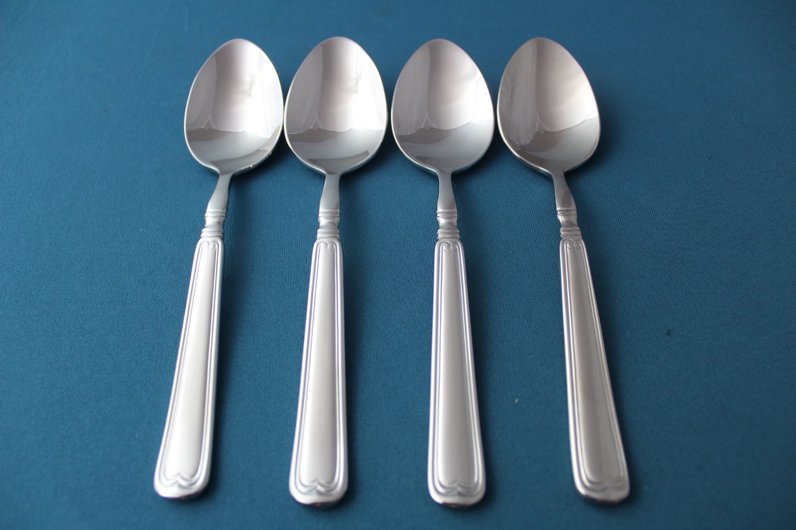 J A Henckels VINTAGE 1876 Teaspoons (Set of 4) Vietnam 18/10 NEW 6 3/8"
