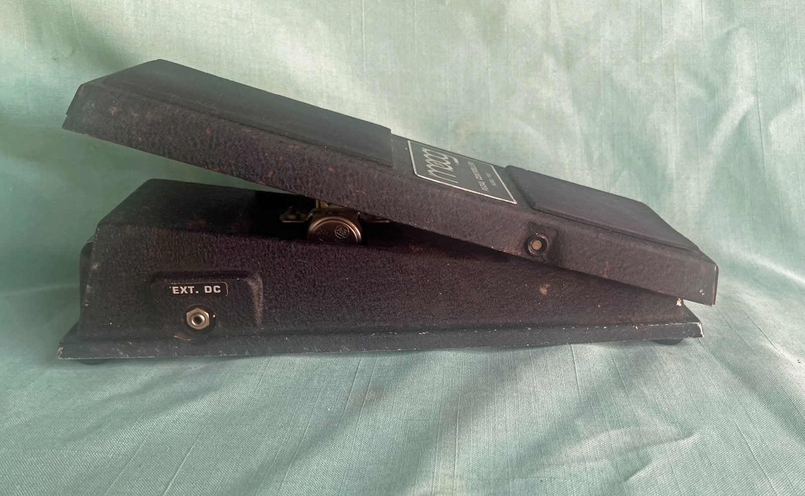 Vintage 1970s MOOG Model 1120 Pedal Controller CV Expression Pedal - UNTESTED