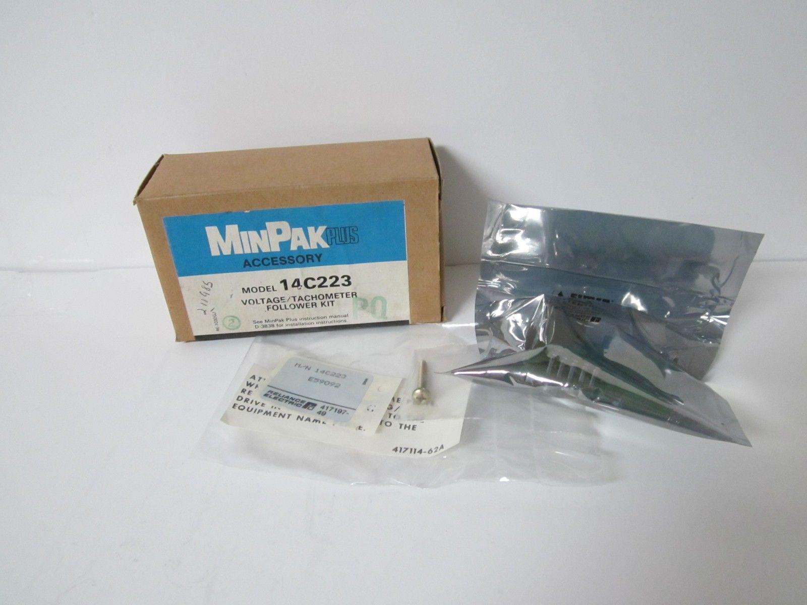 RELIANCE VS DRIVE MODEL 14C223 VOLTAGE/TACHOMETER FOLLOWER KIT 14C223