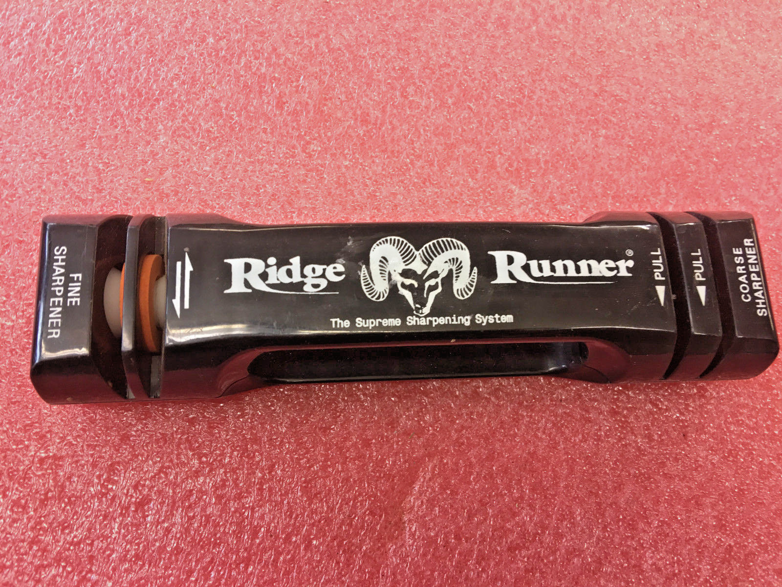 FT4 RIDGE RUNNER  KNIFE SHARPENER near mint condition