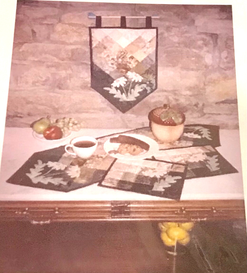 New Zealand Design AUTUMN DAISY Table Runner Table Mats Wall Quilt Pattern