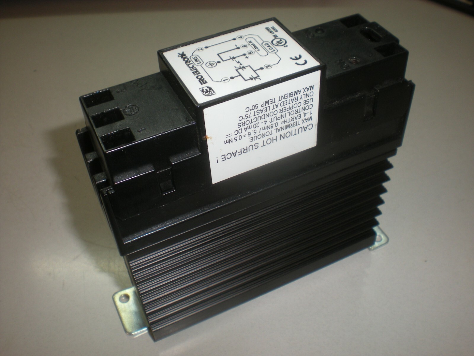 ERO Electronic ISL025400100 Solid State Relay w/Heat Sink & Mounting Base - 25A