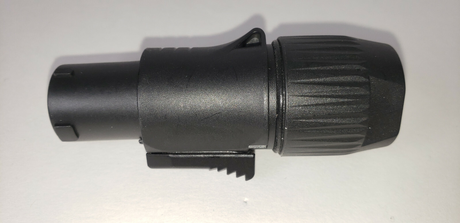 PowerCON True1 NAC3FX style connector