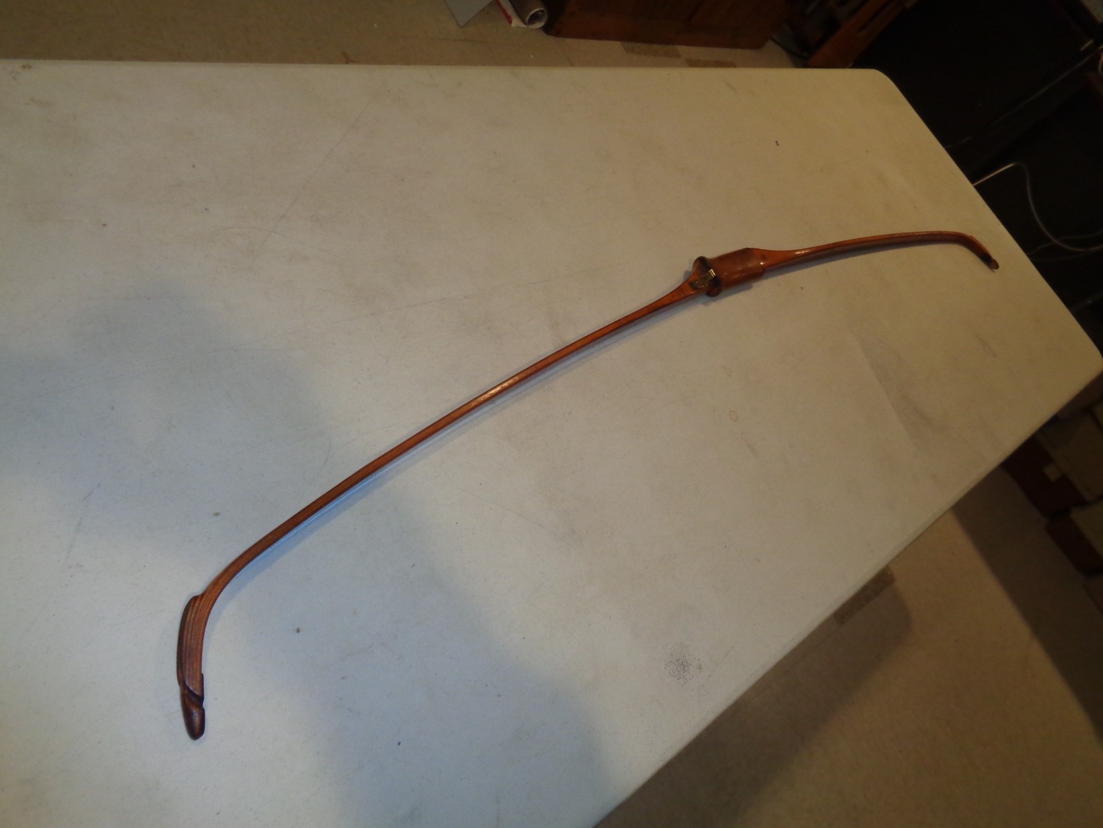 Early Bear Static Grizzly Recurve Bow 62" GB211 58# Leather,  Rare Arrow Guide