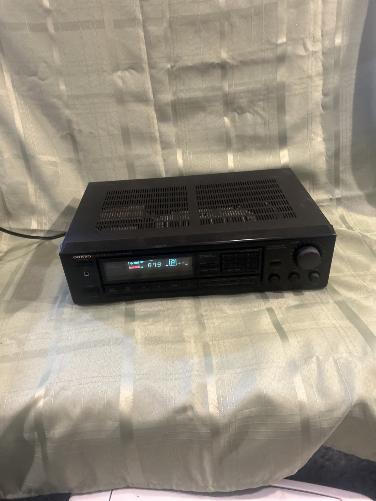 onkyo quartz synthesized tuner amplifier MODEL NO. TX-900