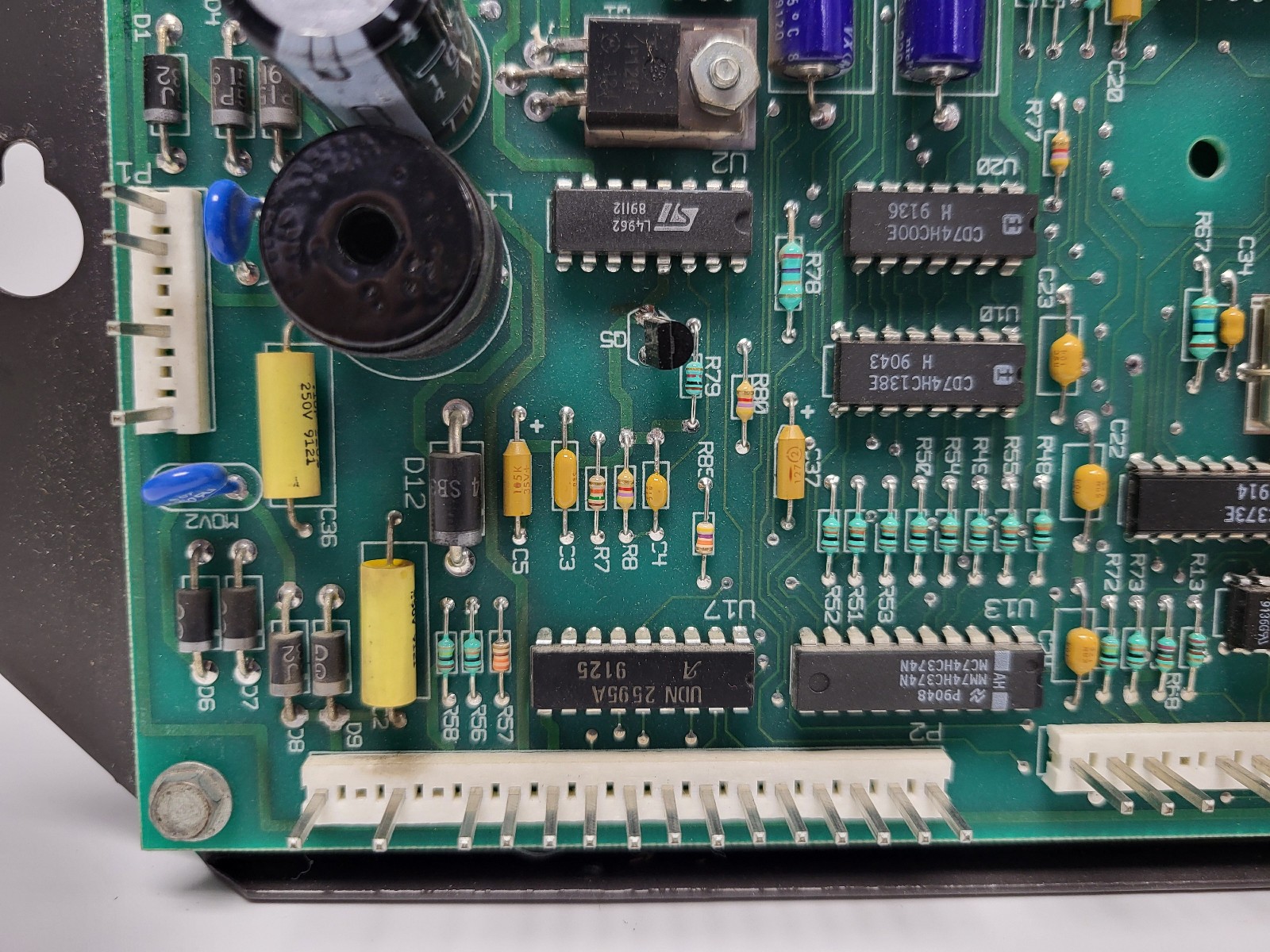 Vending Machine Main Controller Board 593-1815-100 Parts (Untested)