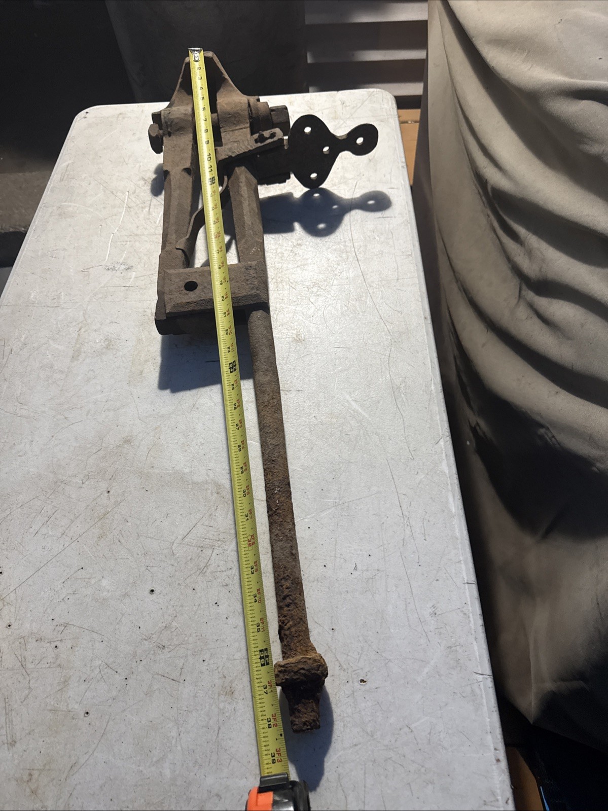 Blacksmith Post Leg Vise Cast Iron Antique 5” Jaws.Missing Parts.Repair