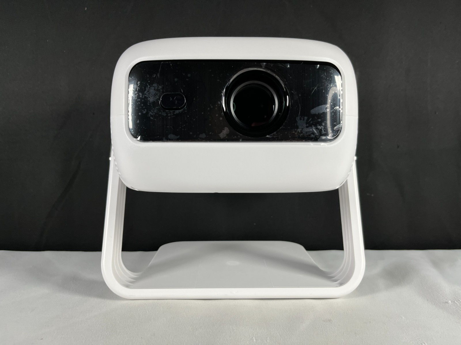 Xiapi Pro S3-Pro White Remote Control High Defintion Video Projector Bundle