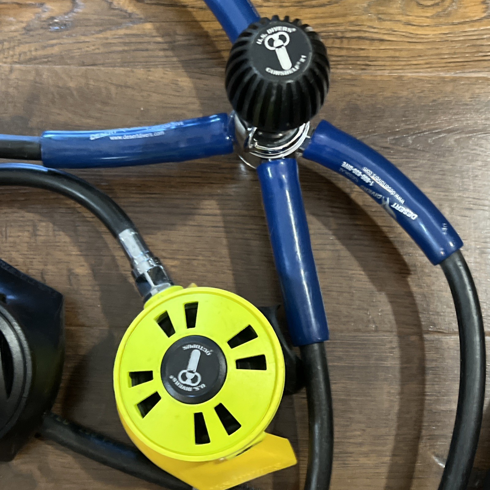 U.S. Divers Oceanic SCUBA Regulator Set